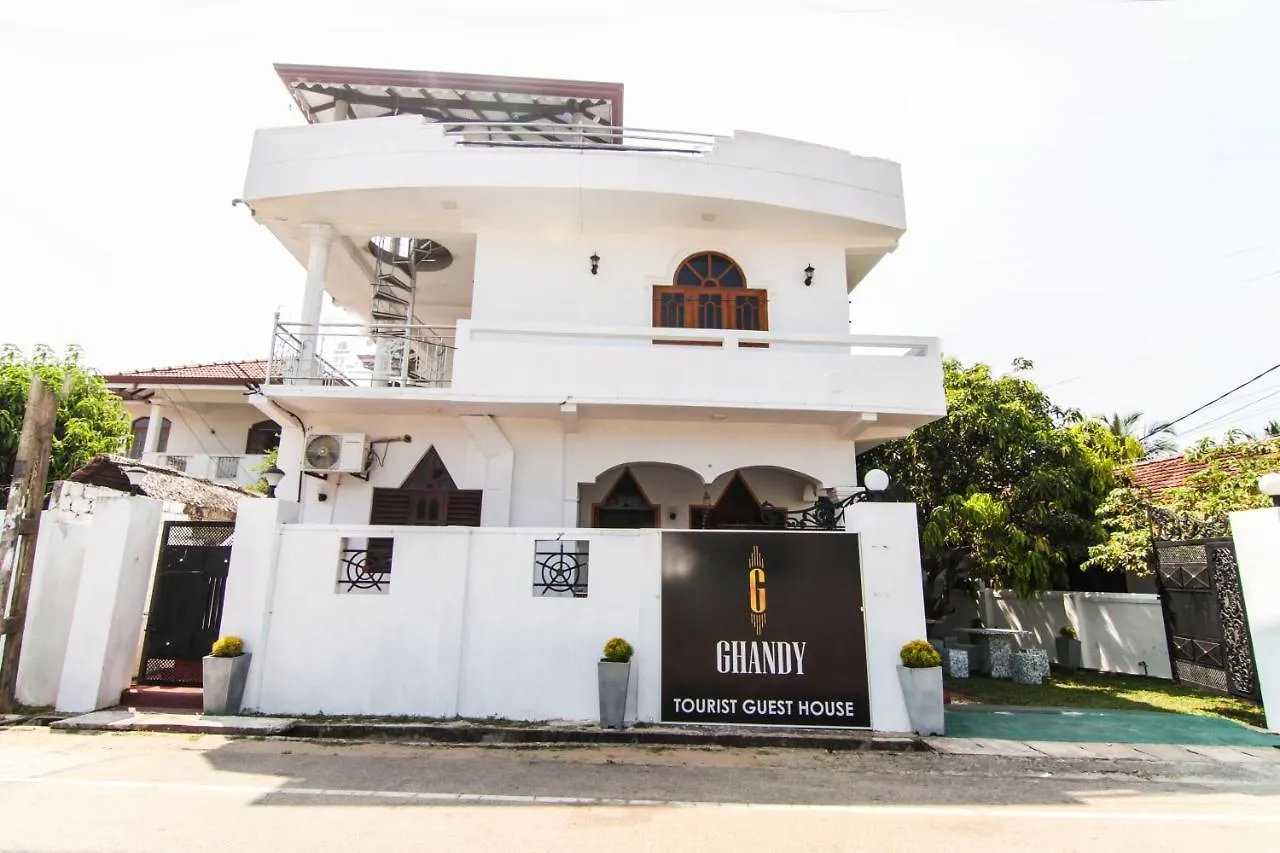 Oyo 114 Ghandy Negombo