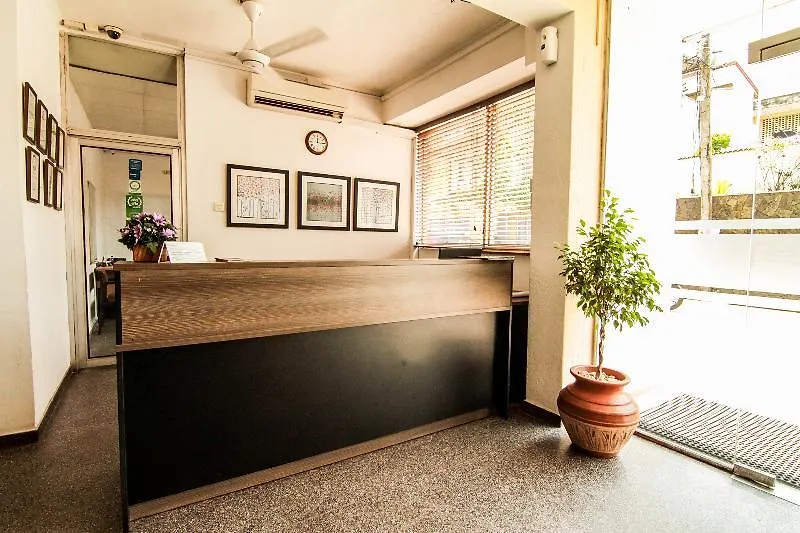Hotel Oyo 114 Ghandy Negombo